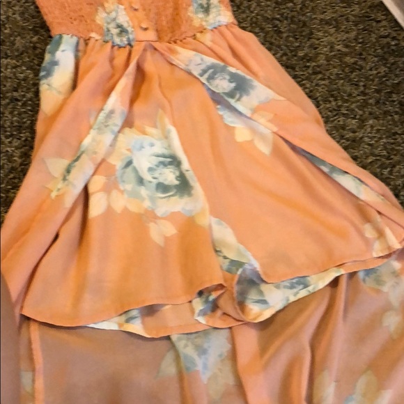Dress - Picture 2 of 3